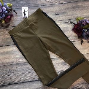 NWT HUE Tuxedo Ponte Leggings in Oliver sz XS